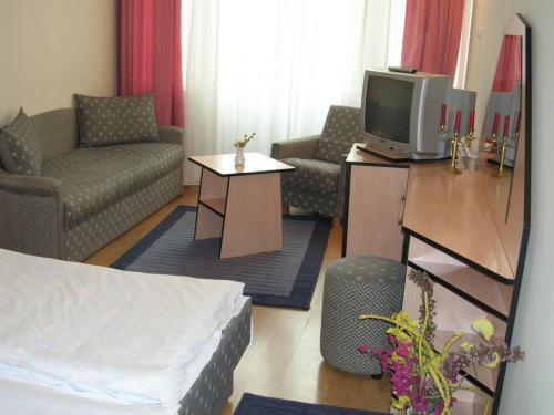 In Hotel Hajdúszoboszló Exteriör bild