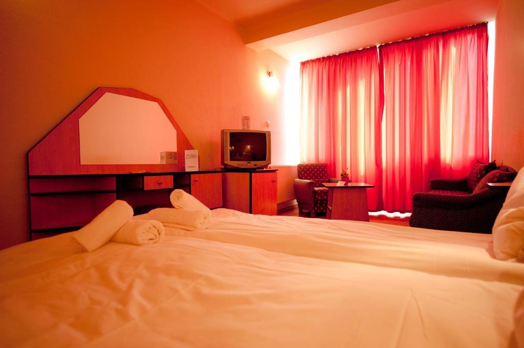 In Hotel Hajdúszoboszló Exteriör bild